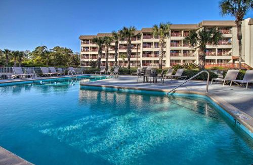 Folly Field Apartment | Pool, Tennis and Gym Resort Condo in Hilton Head!