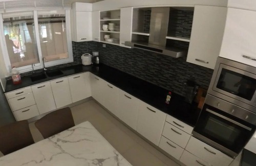 Bang Sare House | Pool Villa 5 Minute to The Beach 4 Bedrooms