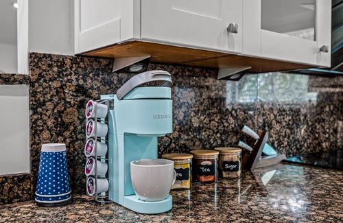 Boynton Beach House | Pool w/Sundeck | Put Put | Ping Pong & Pool Table