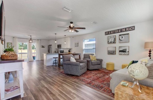 Vilano Beach House | Pool Walk to Vilano Beach Pet Family Friendly Close to Historic Downtown