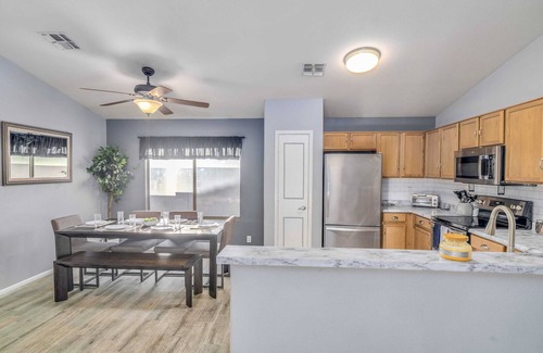 Springer Ranch House | Pool! Workout Room, Treadmill, Grill, Pet Friendly!