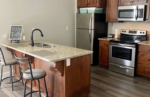 Oxford House | Poolside condo close to Ole Miss campus and Historic Oxford Square