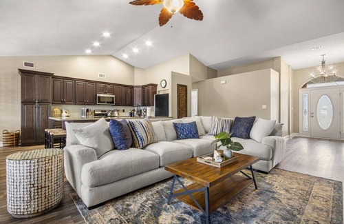 Ono Island House | Poolside Retreat! Private pool & hot tub! Only 5 min to Beach!