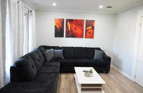 Brampton West Villa | Poolside Retreat with Private Patio