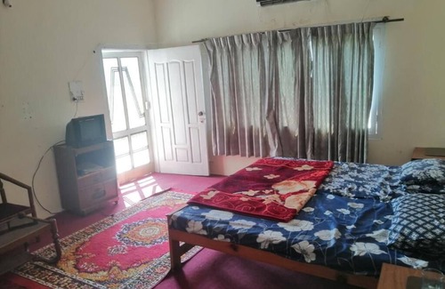 Muzaffarabad House | Poonch Guest house