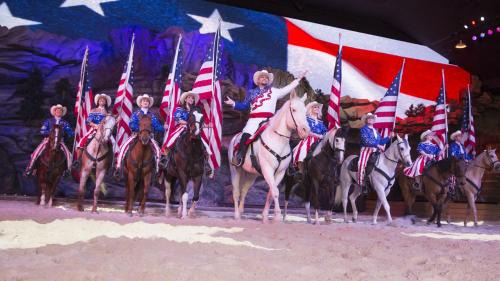 Pigeon Forge Apartment | Poplar Point Condo Unit 12A by Eden Crest