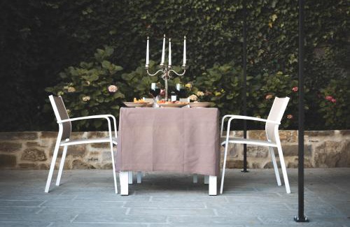 Porrena Apartment | Poppi Suites