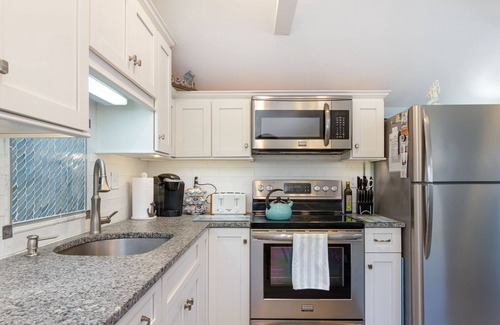 Popponesset Cottage | Popponesset-Beach Cottage, 2 bedrooms, 1.5 baths, Sleeps 4, outdoor shower