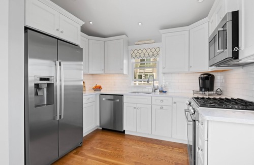 Popponesset House | Popponesset Waterfront - Beachfront Home, 3 bedrooms, 2 baths, sleeps 6, A/C
