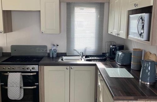 Ringwood Other | Poppy 44
