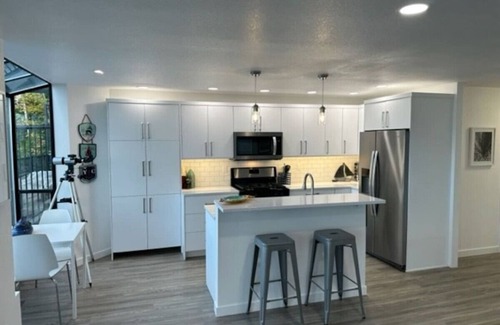 Retsil Condo | Port Orchard Executive Suite