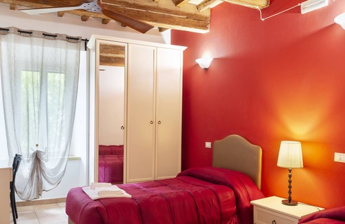 Jesi Bed & Breakfast | Porta Mazzini