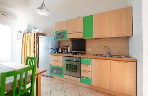 Guastalla Apartment | Porta Romana - Bright Studio 350m from M3