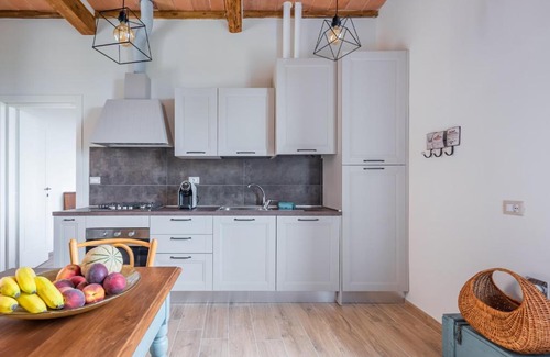 Siena Apartment | Porta Romana Elegant Apartments with Private Parking!