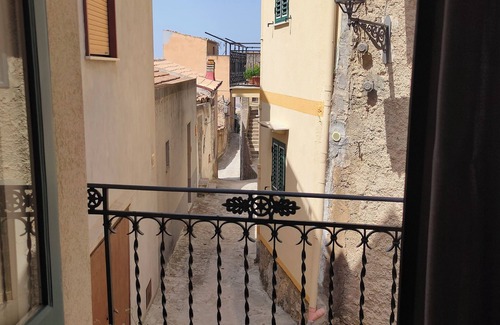 Sclafani Bagni House | PORTA SOPRANA - Luxhouse & spa