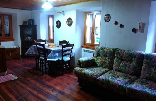 Campodolcino Apartment | Porta sul lago