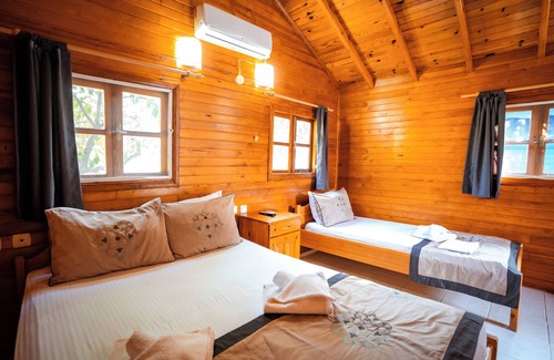 Adrasan Hotel | Portakal Bahçesi Bungalow