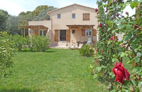 Arca House | Porto-Vecchio, T3 with 2 SdB/WC, Large garden, quiet, Clim, Wifi.