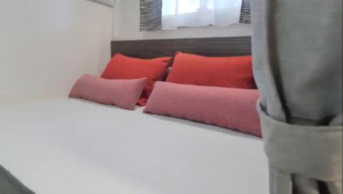 Faro Boat Rental | Portugals Infinity - AutoCaravana Luxo