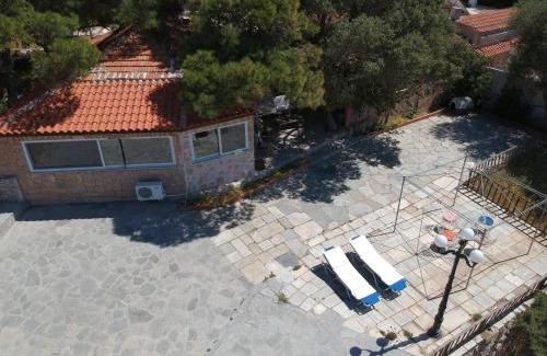 Lavreotiki Hotel | Poseidon Apartments and Villas by the Sea