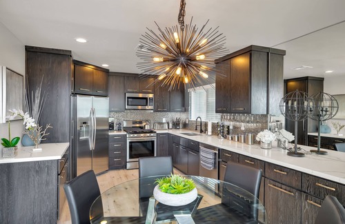 Old Towne Condo | POSH BEACH CONDO, INCREDIBLE OCEAN VIEWS, 3 Bed/2 Bath in Eclectic Seal Beach