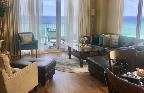 Long Beach Condo | Posh End Unit - Spectacular Oceanfront Views at Marisol
