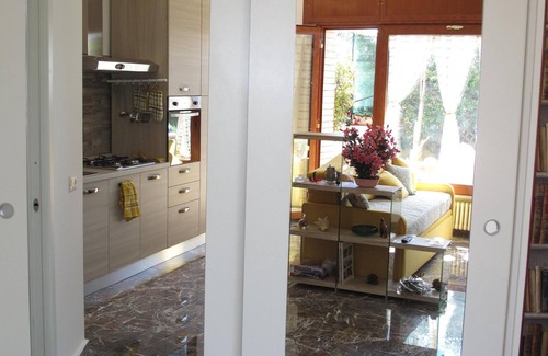 Naples Apartment | POSILLIPO "separate entrance" FS "studio apartment with Terrace, ku, bathroom, 3 beds +1