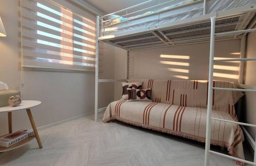 Bisan-dong Apartment | Potato apartment nearby downtown, no parking, 4th floor, no elevator, pets allowed