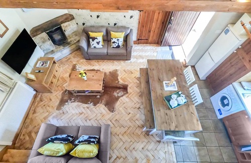 Bradford-on-Avon Other | Potato Shed | Double Room | Dog Friendly |