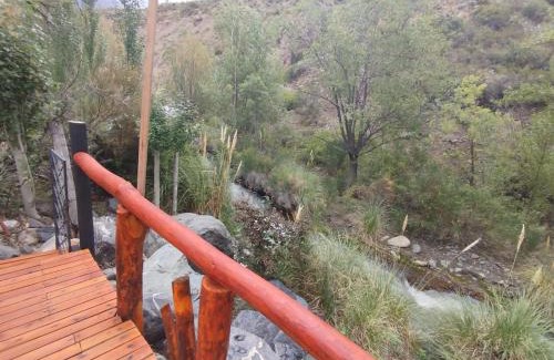 Cuyo Ski Chalet | Potrerillos Rio Blanco Tiny, cabaña a orillas del Rio Blanco en Potrerillos