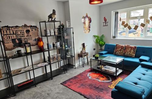 Watford Apartment | Potters Escape- Warner Bros Studios & London