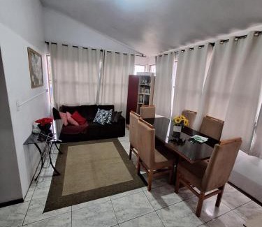 Trindade House | pousada do cleo