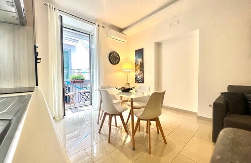 Pozzuoli Apartment | Pozzuoli Centrum - Private apartment in the historic center of Pozzuoli