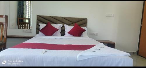 Kumbalgodu Hotel | PPH Living Jai Maruthi Boarding & Lodging