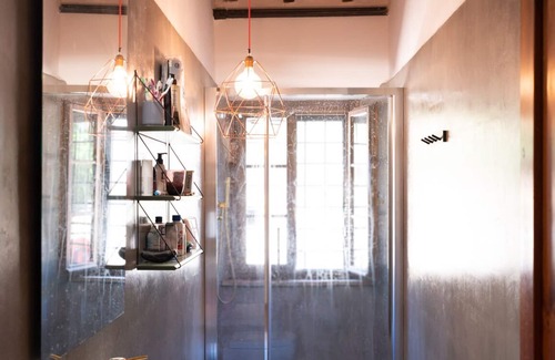 Montecatini Val di Cecina Villa | Prachtige prive villa, hartje Toscane met zwembad & jacuzzi