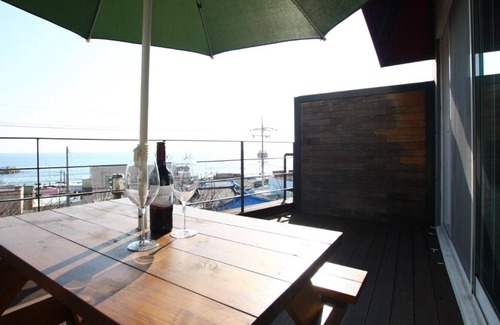 Yeongdeok Hotel | Prada Hotel & Pension