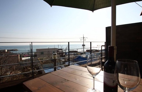 Yeongdeok Hotel | Prada Hotel & Pension