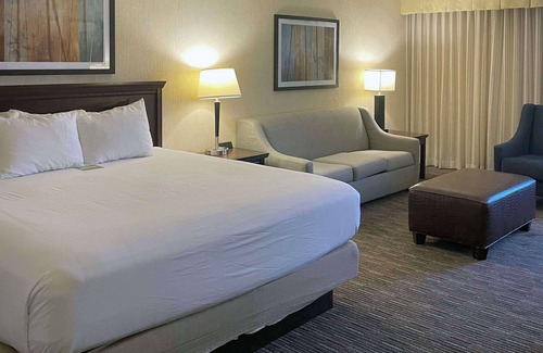 Tougaloo Hotel | Prado Hotel