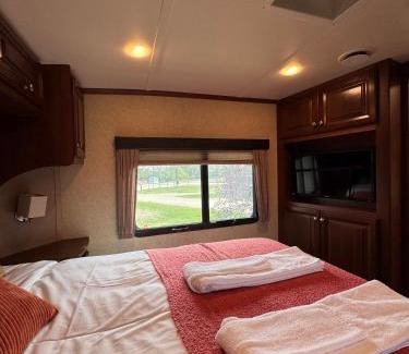 Stettler Apartment | Prairie Junction Resort - Furnished RV Apartments