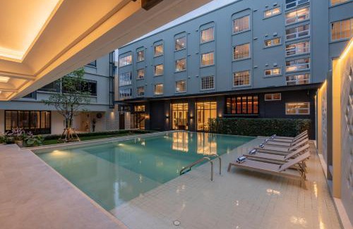 Bang Khun Phrom Hotel | Pranakorn Heritage Hotel
