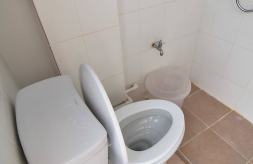 Wat Bowon Niwet House | Prasuri Guest House