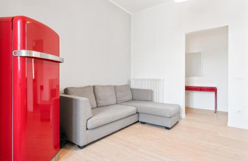 Padova Apartment | Prato della Valle Roomy Flat