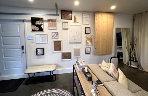 Saint-Alphonse-de-Granby House | Precious House with spa! Accepted animals.