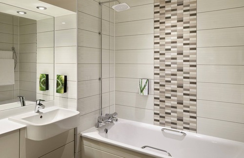 Abingdon Hotel | Premier Inn Abingdon - A34