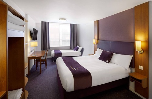 Bradford Hotel | Premier Inn Bradford Central