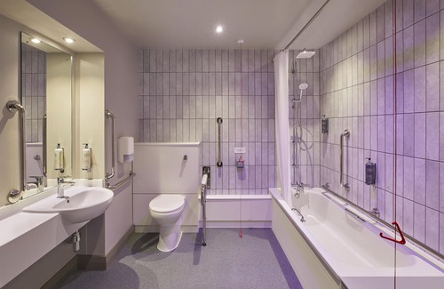 Dorchester Hotel | Premier Inn Dorchester