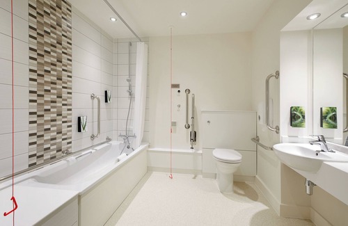 Sheffield Hotel | Premier Inn Sheffield Meadowhall