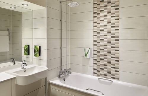 Sheffield Hotel | Premier Inn Sheffield Meadowhall