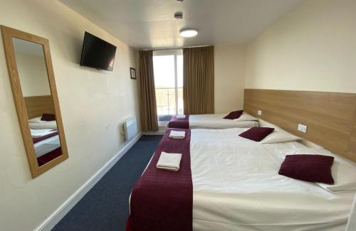 Loxford Apartment | PremierLux Serviced Apartments