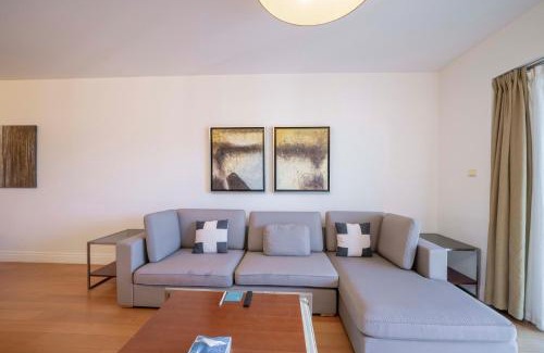 Xujiahui Apartment | Premium 2 Bedroom 1 Living Apartment Yongxin Century